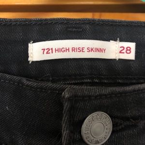 721 High Rise Skinny Jeans